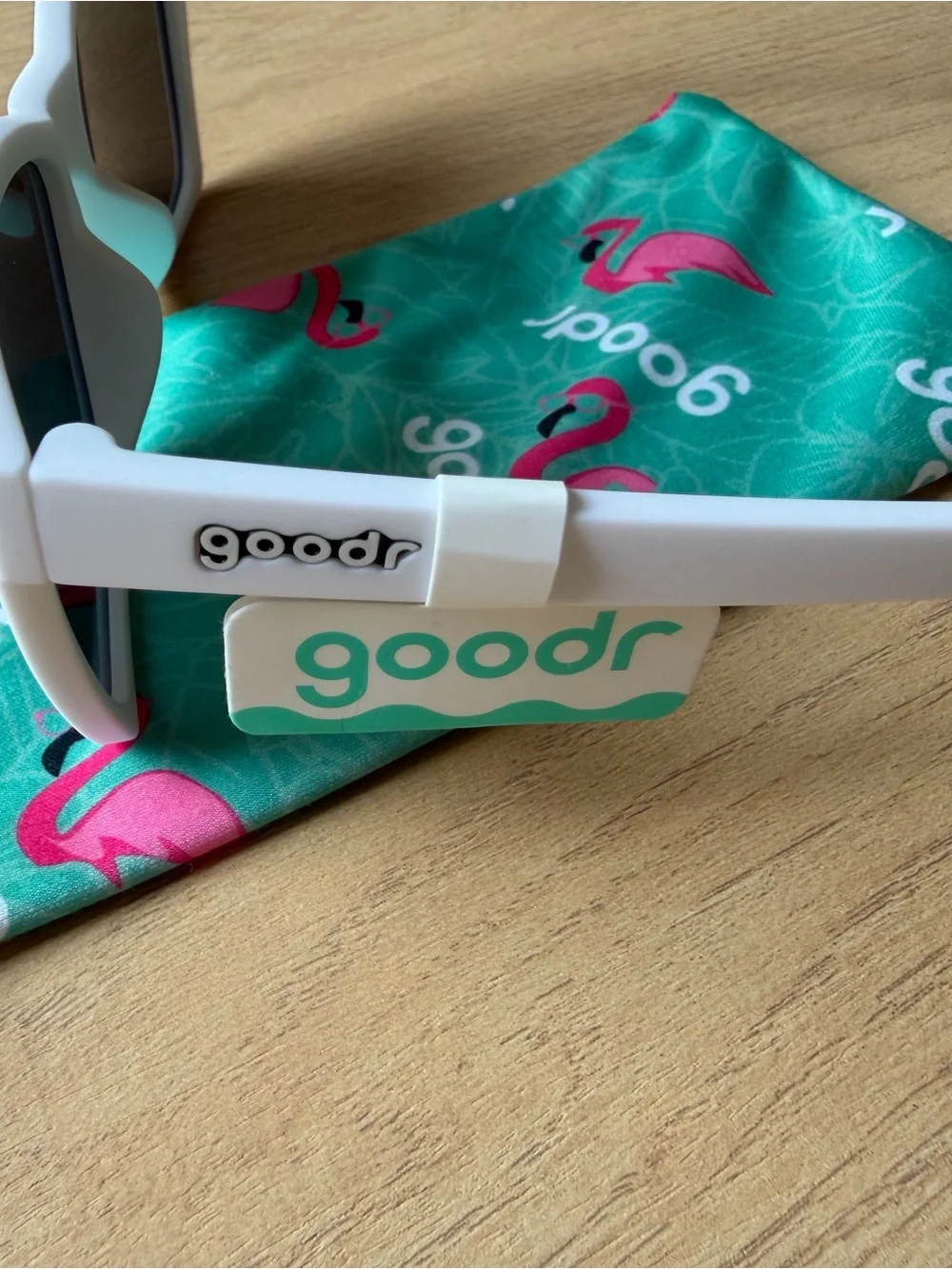 goodr chic white